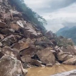 Uttarakhand Landslide: 1 Dead, 5 Injured on Kedarnath Highway Amid Heavy Rains – Travel Advisory Issued